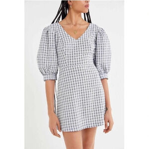 Urban Outfitters Women’s Lena gingham mini dress blue puff sleeves size Medium